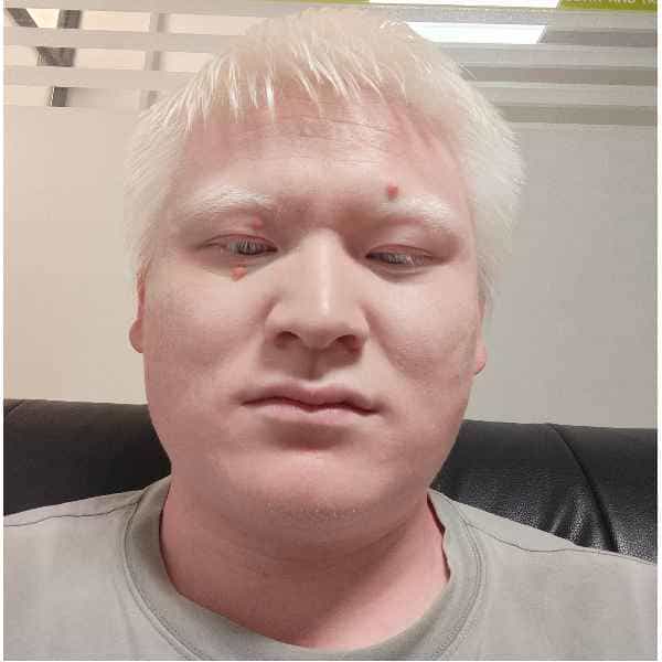 30岁岁安徽单身帅哥 - 昌吉吉缘网