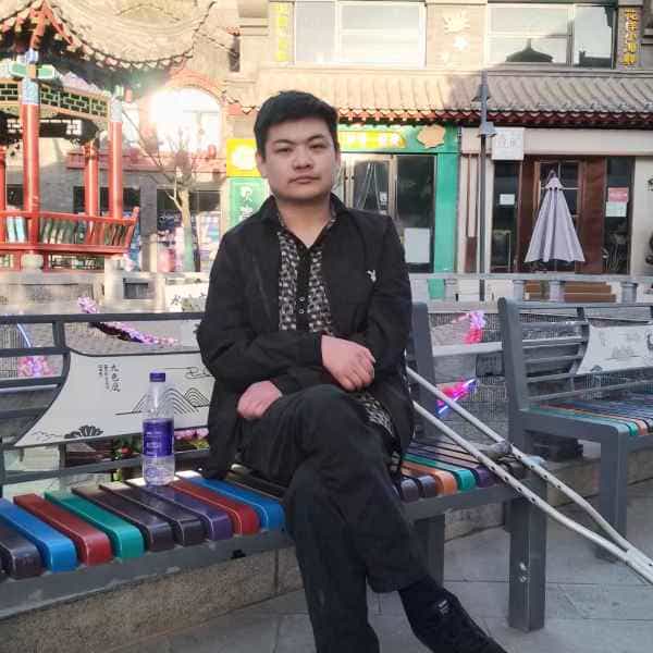 35岁岁甘肃单身帅哥 - 昌吉吉缘网
