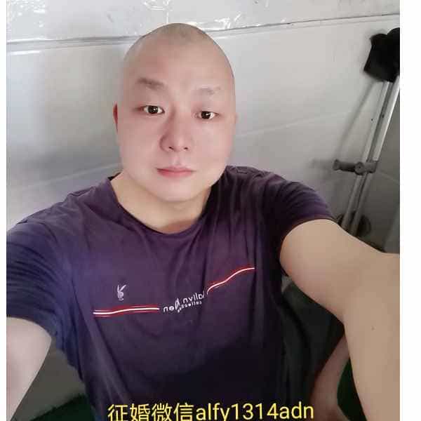 45岁岁湖南单身帅哥 - 昌吉吉缘网