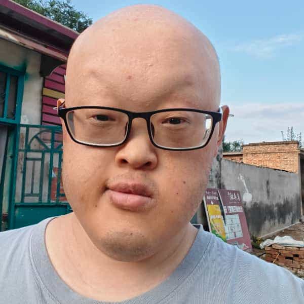 28岁岁山东单身帅哥 - 昌吉吉缘网