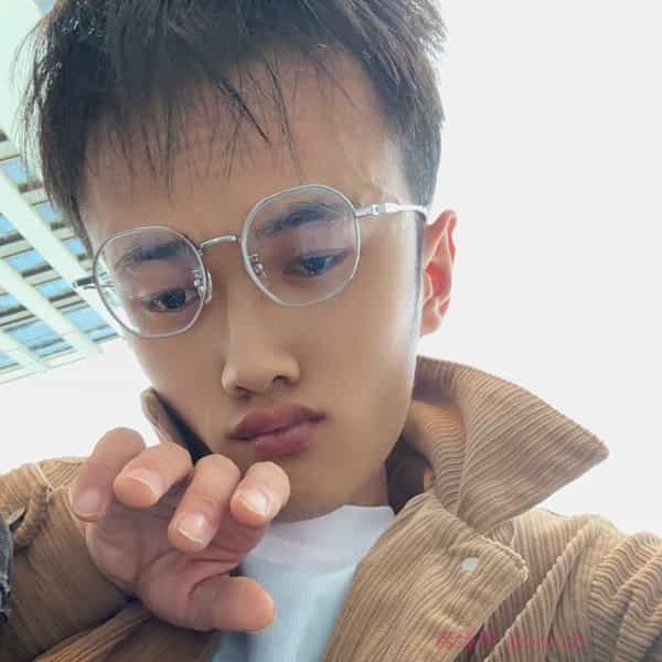 31岁岁贵州单身帅哥 - 昌吉吉缘网