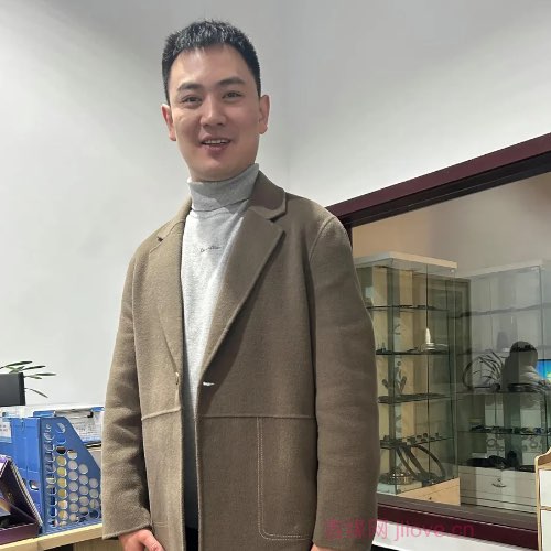 32岁岁四川单身帅哥 - 昌吉吉缘网